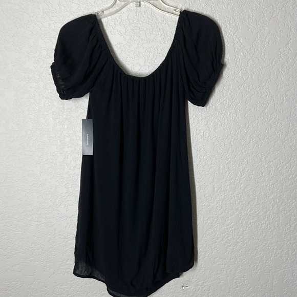 Lulus Off the Shoulder Little Black Dress. NWT szS - Picture 7 of 9